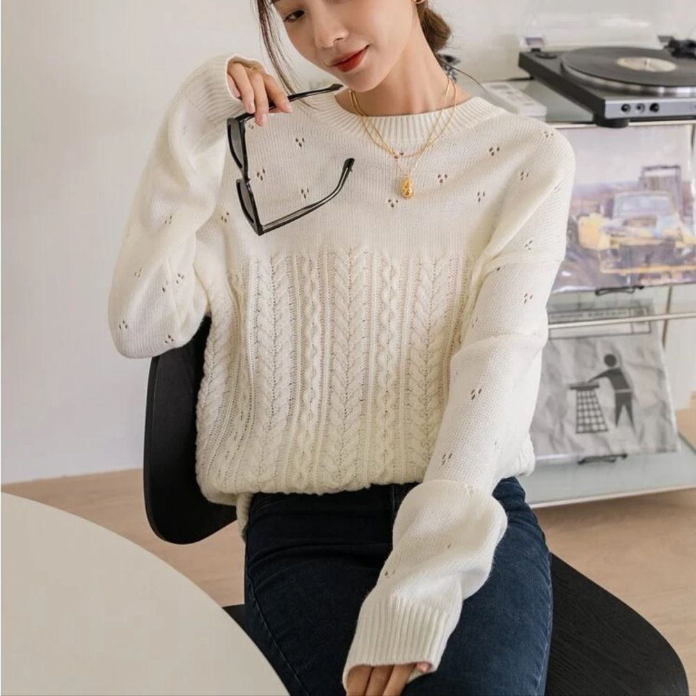 SHEIN DAZY Drop Cable and Pointelle Knit Sweater Size Small